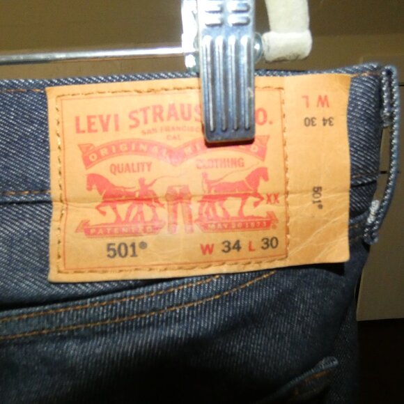 Levi's Men's 501 Original Fit Jeans in a rigid or dark wash - Picture 1 of 3